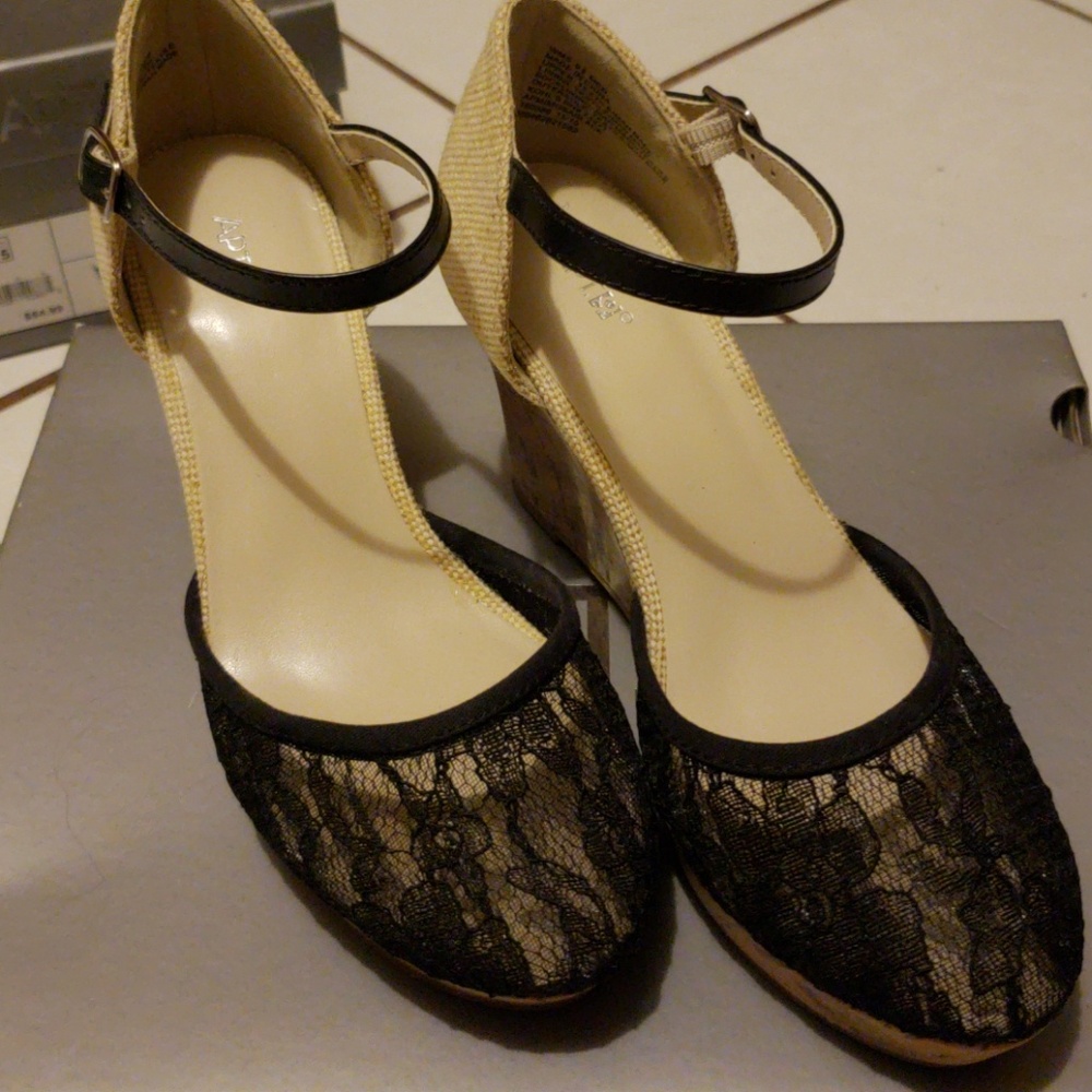 Apt. 9 Black lace wedge heels